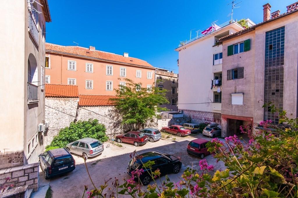 Fifi Apartment W. Parking In Old Town Zadar Buitenkant foto